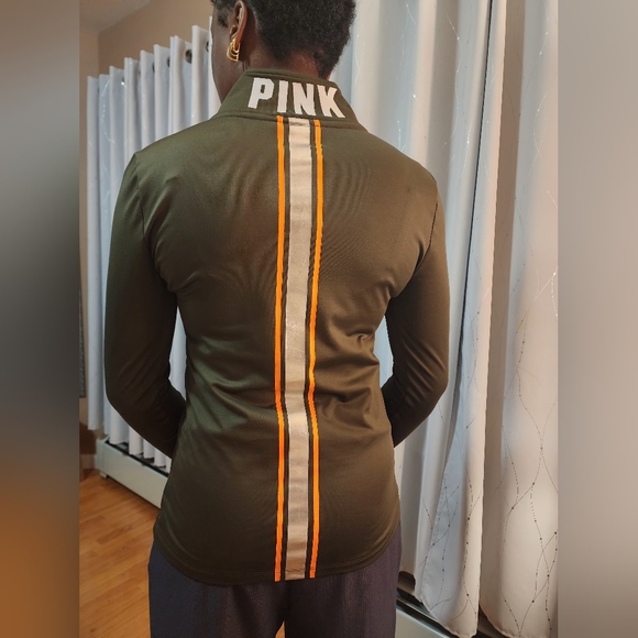 Pink Victoria Secret top - Picture 4 of 4